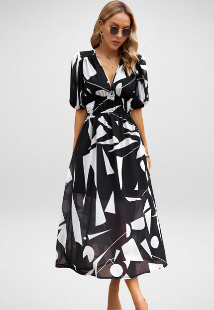 <strong>ELTON BELT</strong> | up close